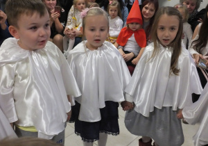 Dzieci z grupy Duszki podczas występu