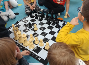 Duszki grają w szachy