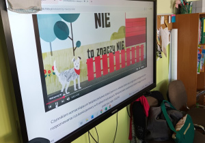 Zdjęcie przedstawia fragment filmu edukacyjnego z hasłem "Nie to znaczy nie".